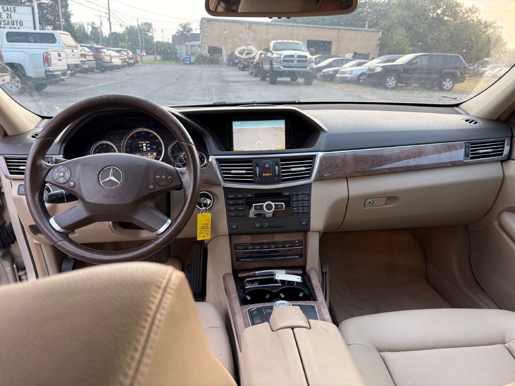 2012 Mercedes-Benz E-Class Image 6