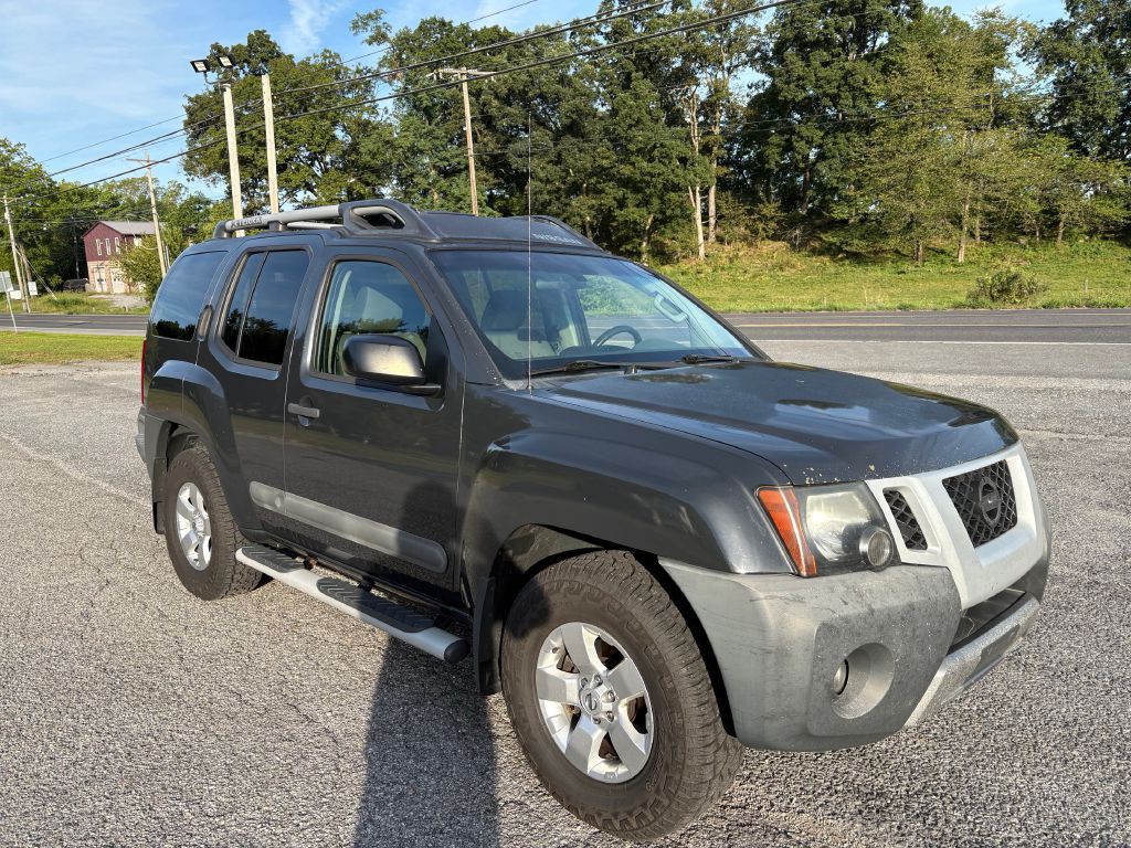 2013 Nissan Xterra Image 2