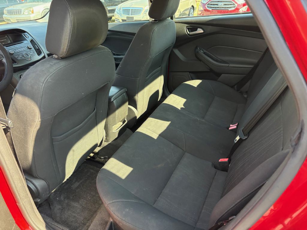 2015 Ford Focus Image 5