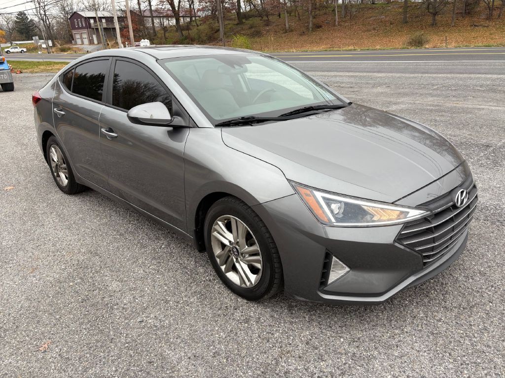 2019 Hyundai Elantra Image 2