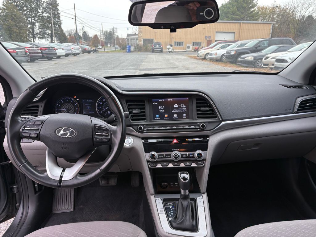2019 Hyundai Elantra Image 6