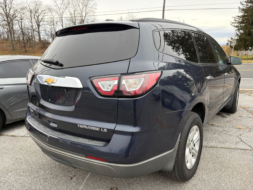2016 Chevrolet Traverse Image 2
