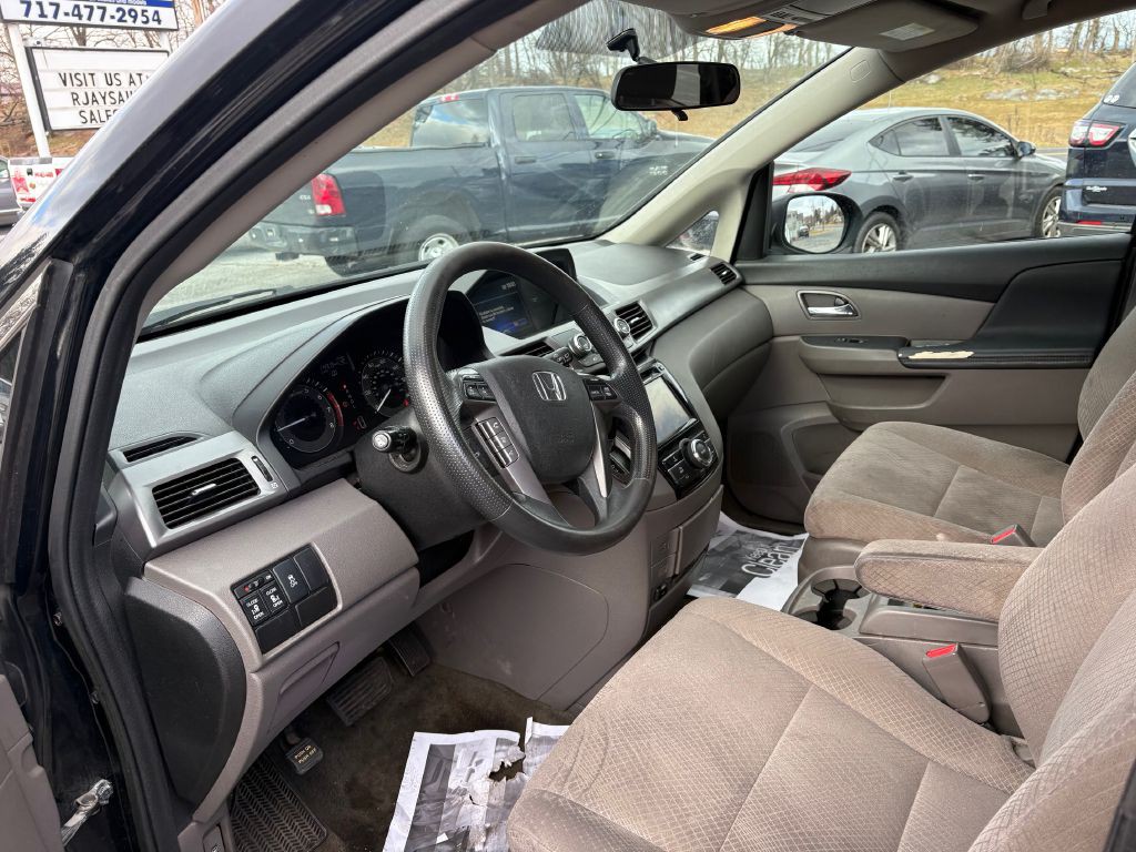 2014 Honda Odyssey Image 4