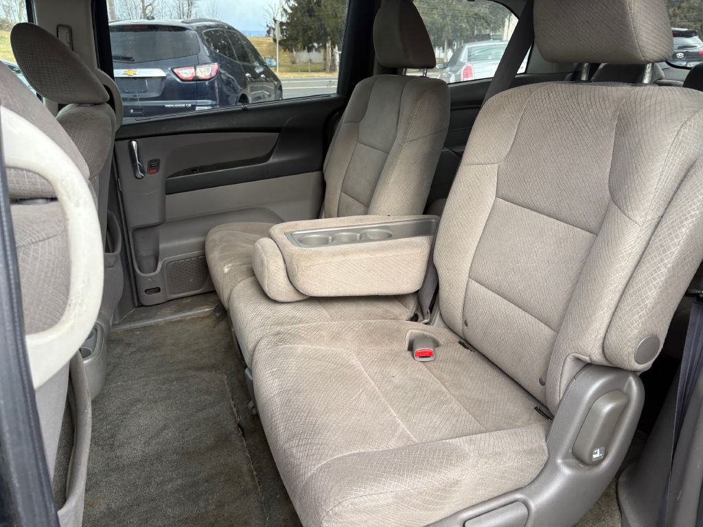 2014 Honda Odyssey Image 5