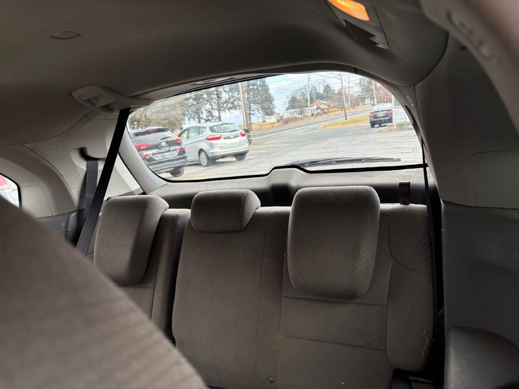 2014 Honda Odyssey Image 6