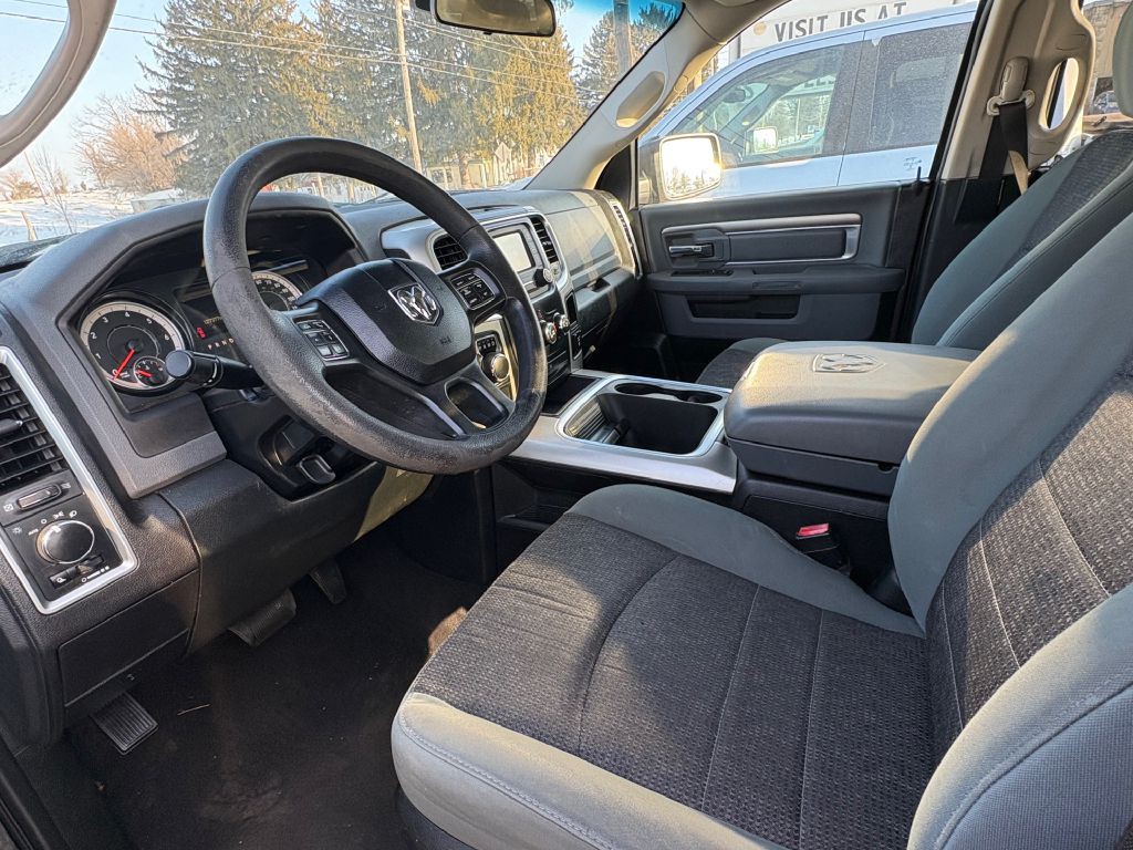 2017 RAM 1500 Image 4