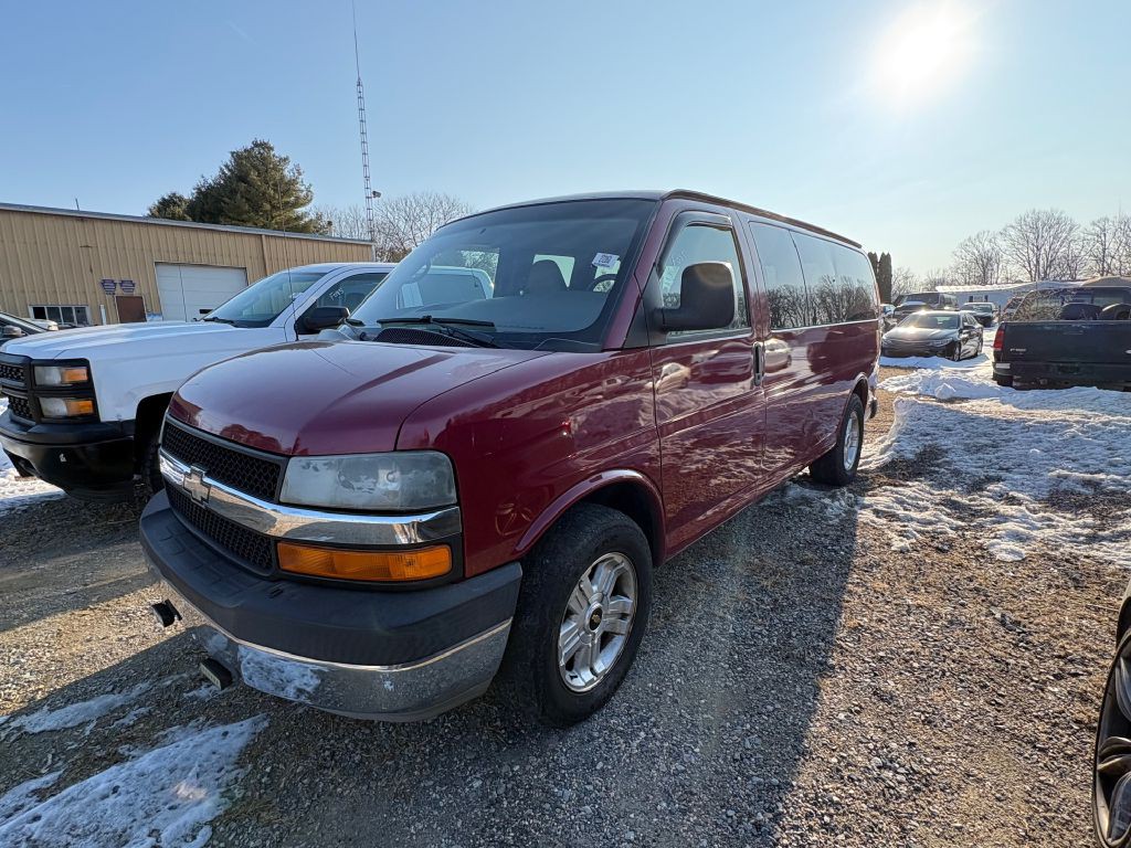 2006 Chevrolet Express Image 1