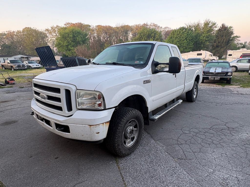 2005 Ford F-250 Image 2