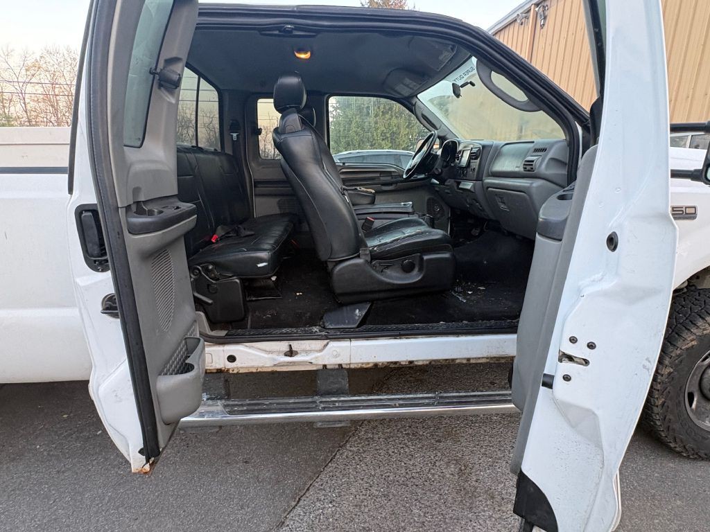2005 Ford F-250 Image 9