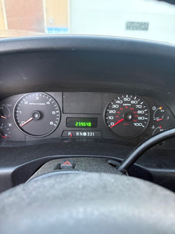 2005 Ford F-250 Image 11