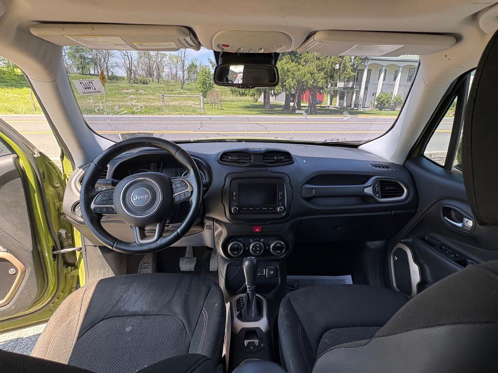 2016 Jeep Renegade Image 6