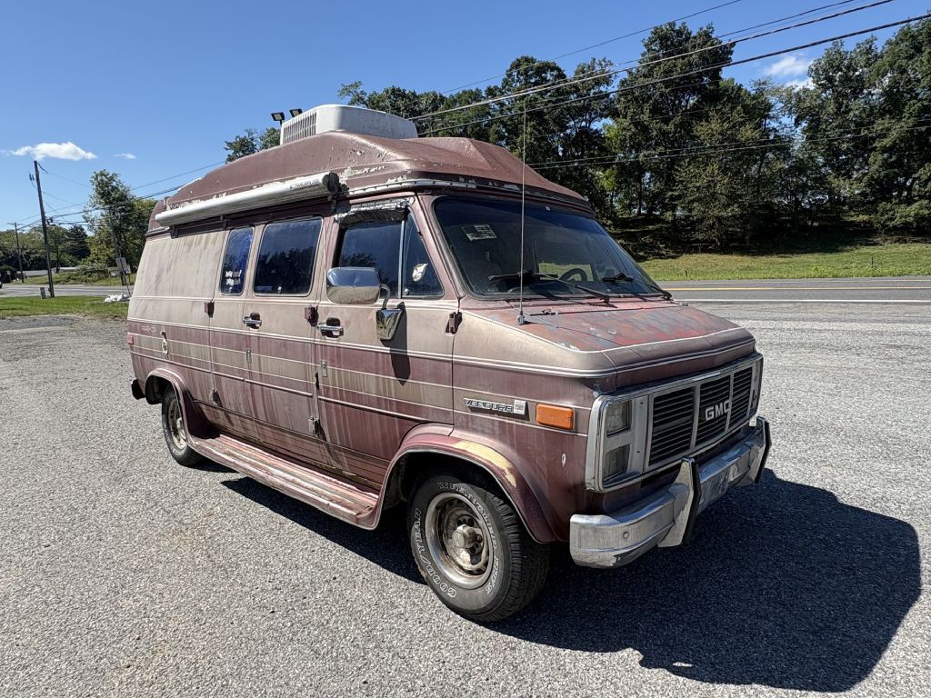 1989 GMC Rally Wagon Image 2