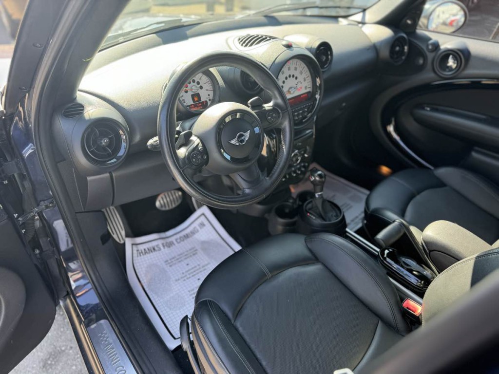 2014 MINI Countryman Image 10