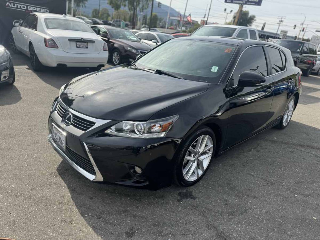 2016 Lexus CT 200h Image 3