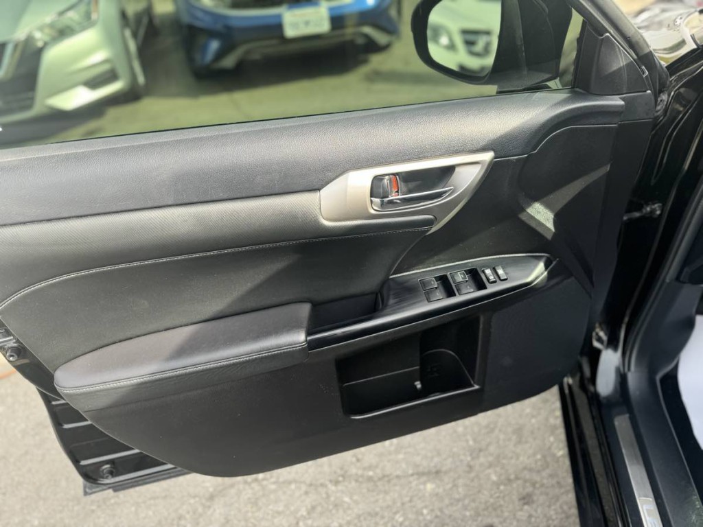 2016 Lexus CT 200h Image 12