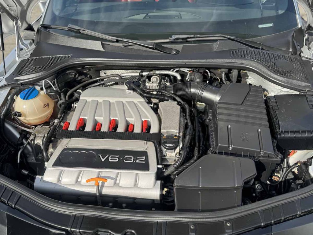 2008 Audi TT Image 15