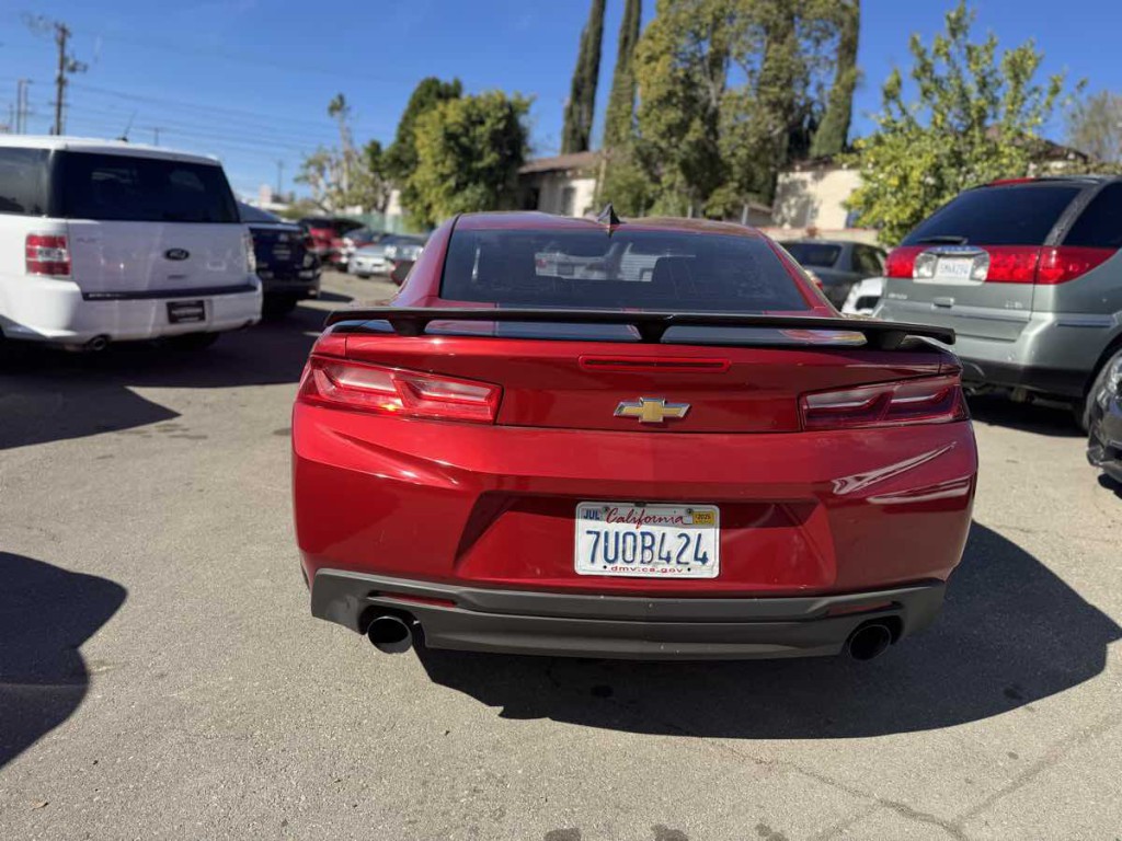 2017 Chevrolet Camaro Image 7