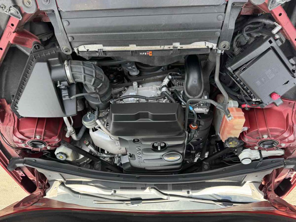 2017 Chevrolet Camaro Image 13