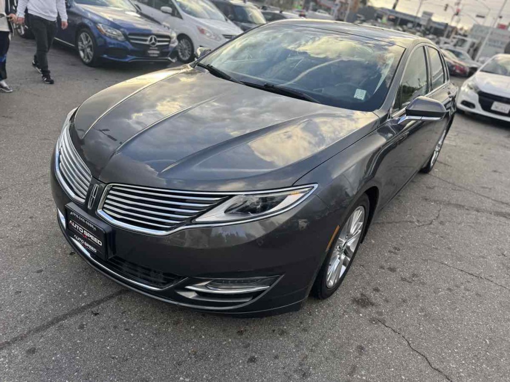 2015 Lincoln MKZ Image 3