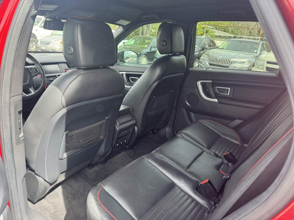 2018 Land Rover Discovery Sport Image 6