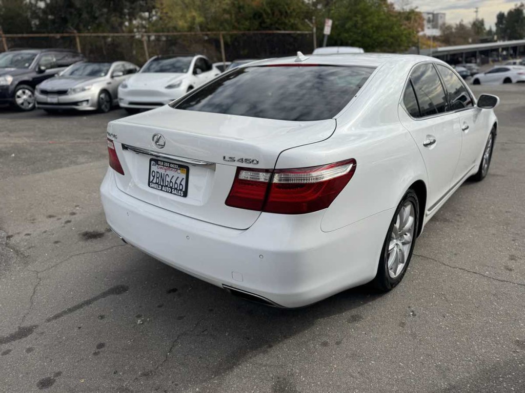 2007 Lexus LS 460 Image 6