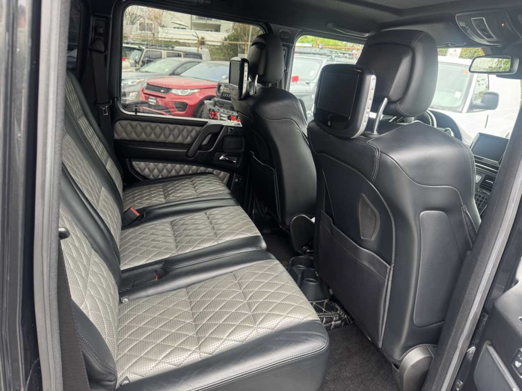 2015 Mercedes-Benz G-Class Image 10