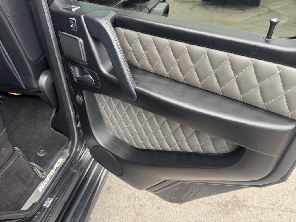 2015 Mercedes-Benz G-Class Image 11