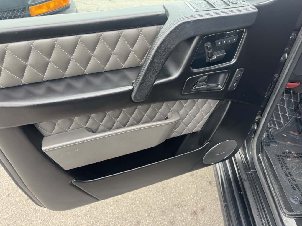2015 Mercedes-Benz G-Class Image 14