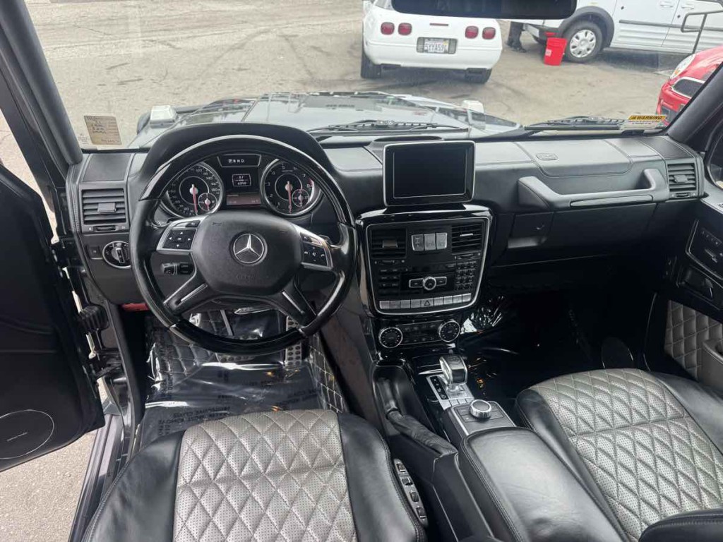 2015 Mercedes-Benz G-Class Image 17
