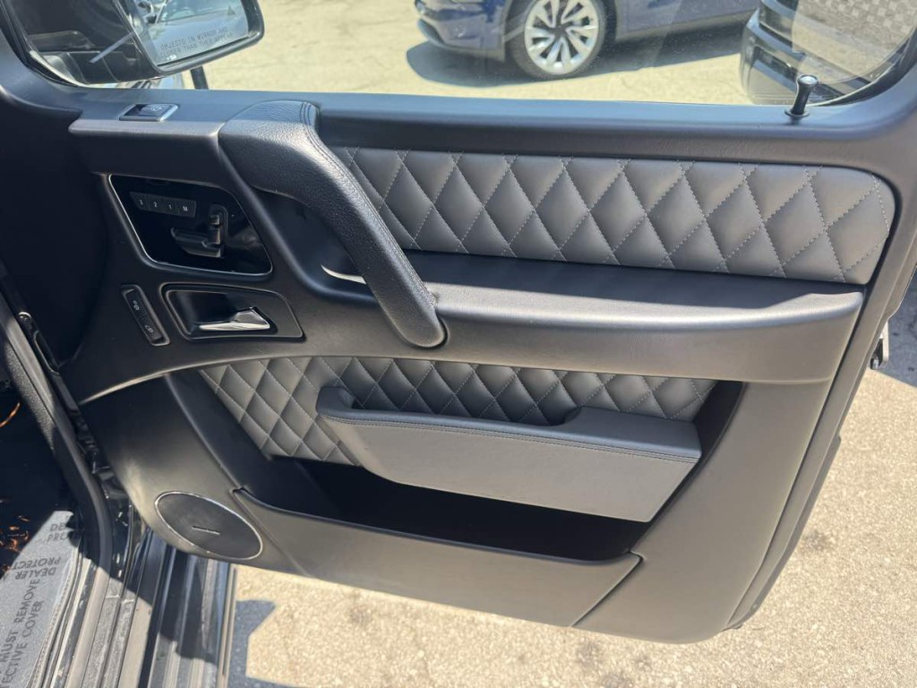 2015 Mercedes-Benz G-Class Image 38