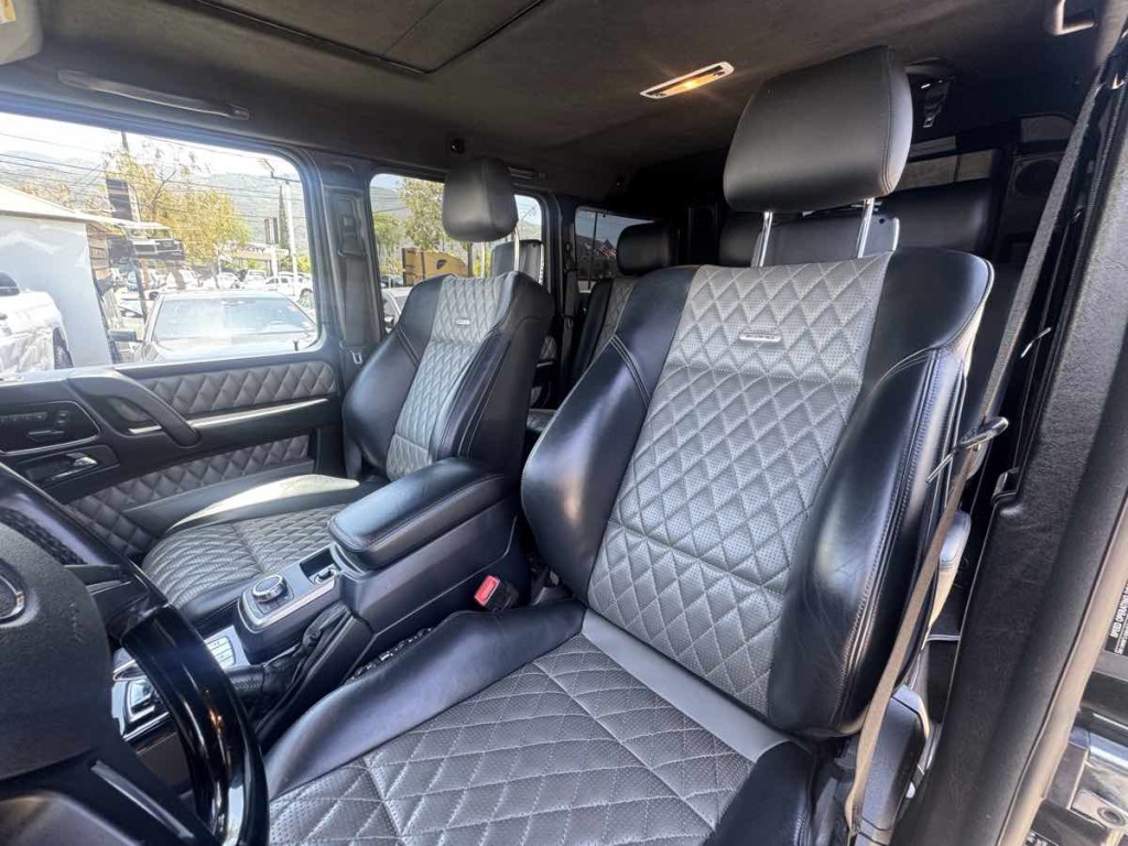 2015 Mercedes-Benz G-Class Image 49