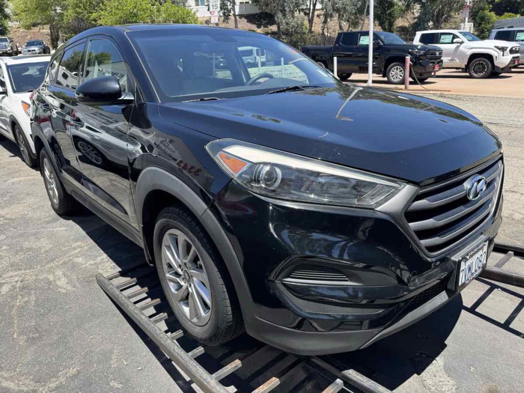 2016 Hyundai Tucson Image 2