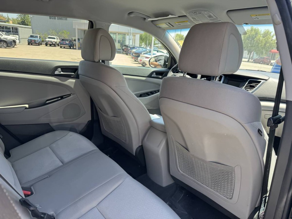 2016 Hyundai Tucson Image 9