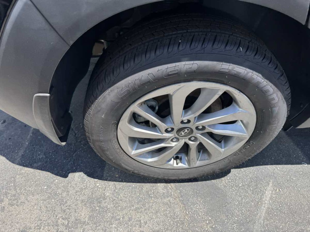 2016 Hyundai Tucson Image 7