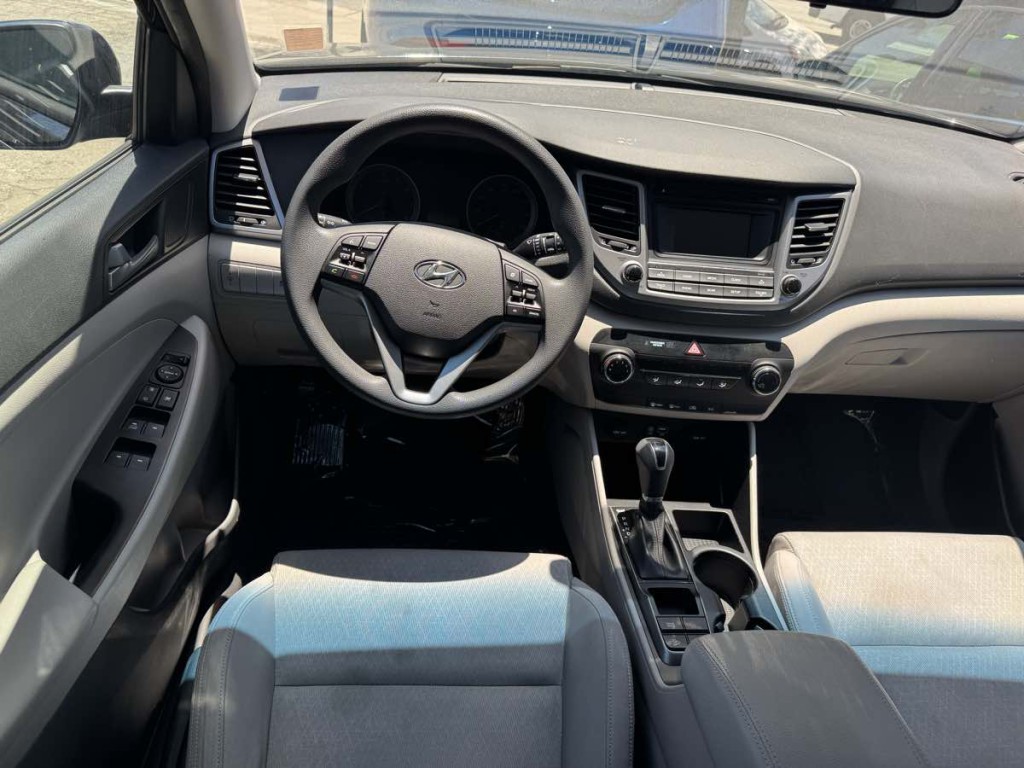 2016 Hyundai Tucson Image 10