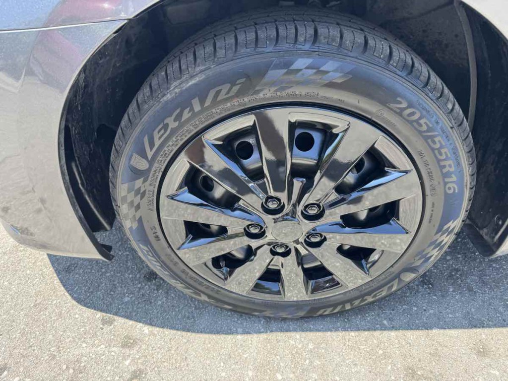 2019 Nissan Sentra Image 7