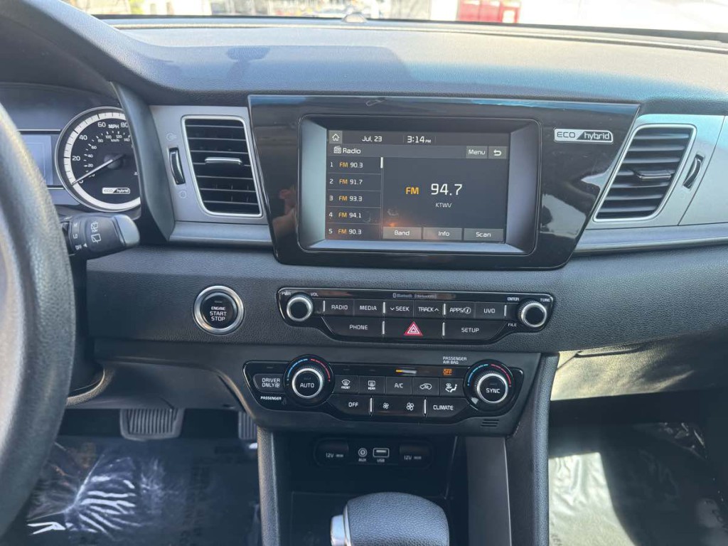 2019 Kia Niro Image 19