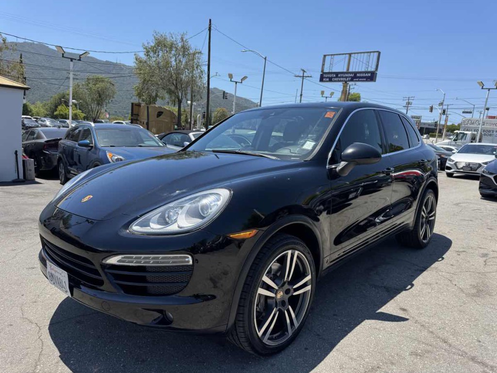 2014 Porsche Cayenne Image 3