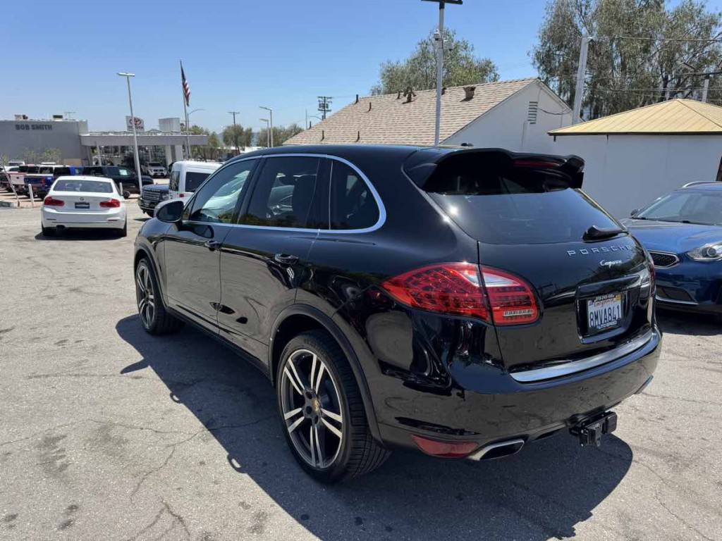 2014 Porsche Cayenne Image 4