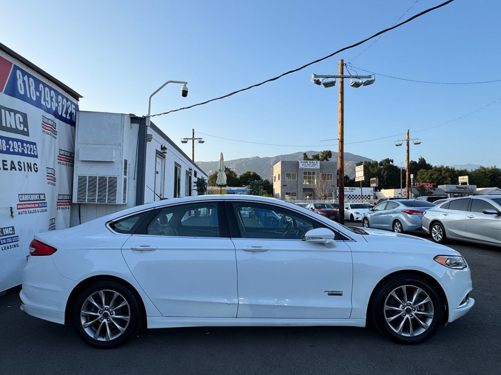 2017 Ford Fusion Image 5