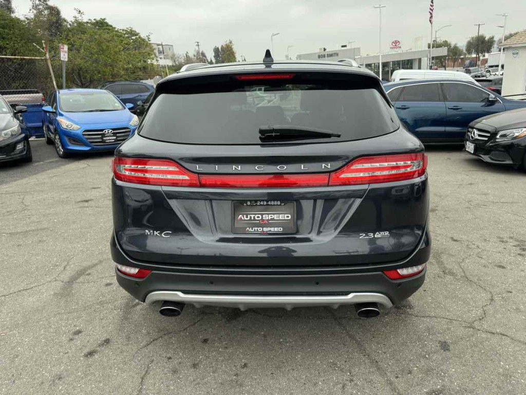 2015 Lincoln MKC Image 3