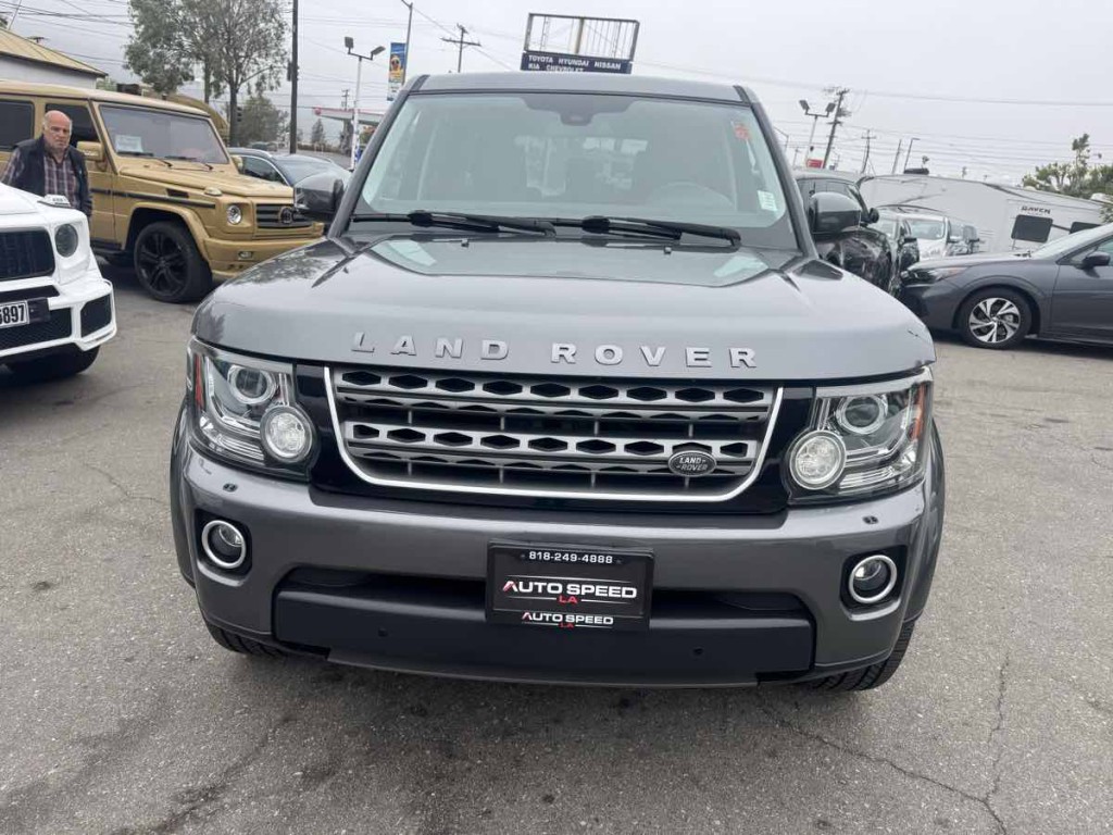 2015 Land Rover LR4 Image 2