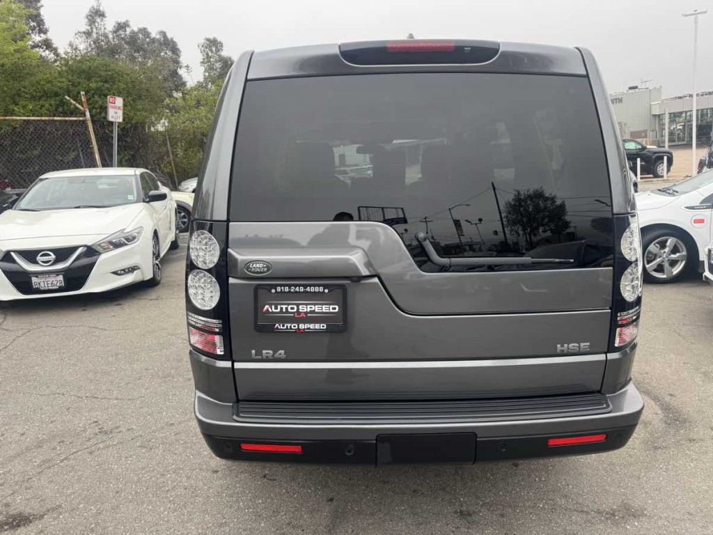 2015 Land Rover LR4 Image 6