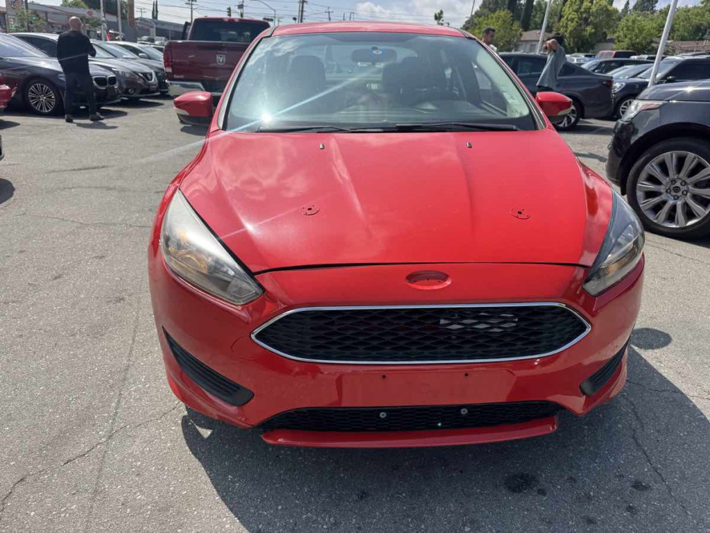2016 Ford Focus Image 2