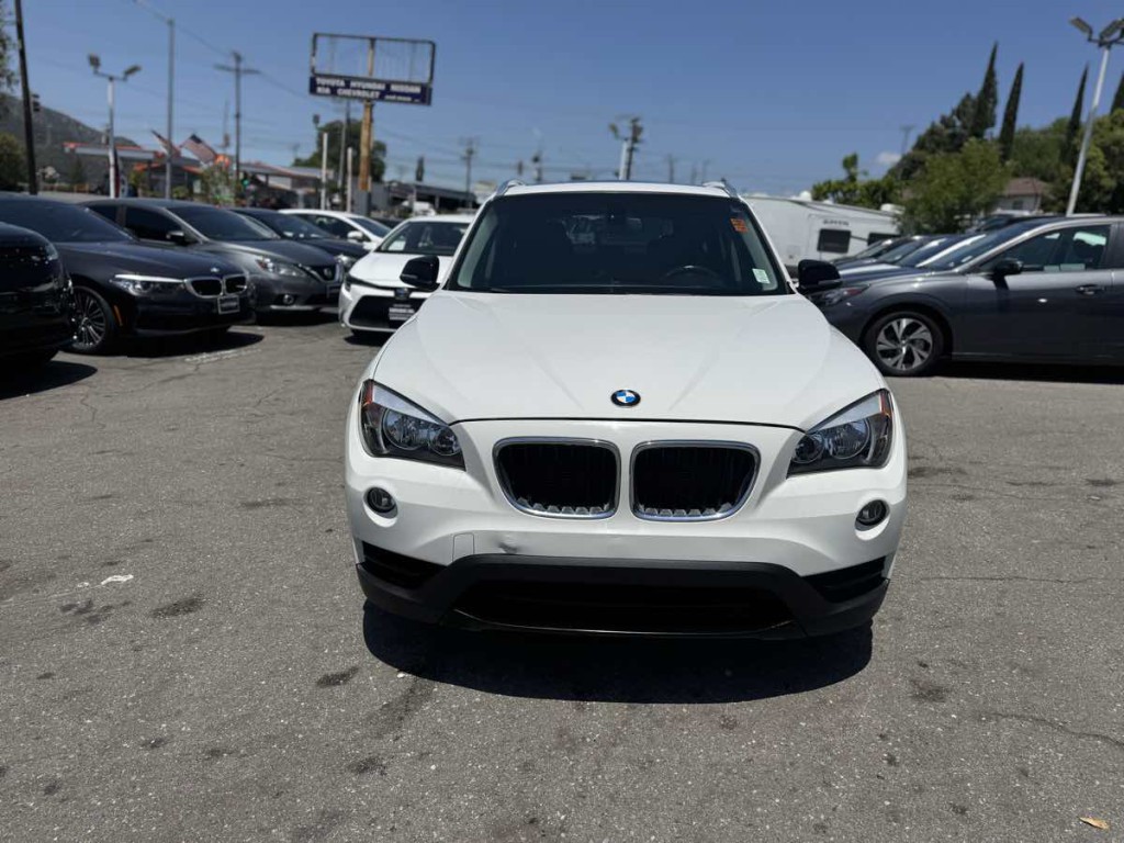 2013 BMW X1 Image 2