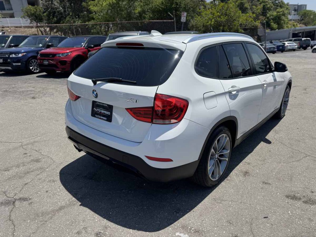 2013 BMW X1 Image 4