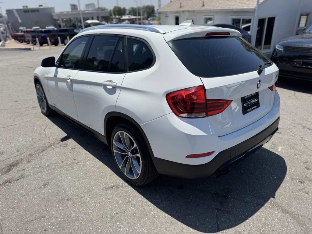 2013 BMW X1 Image 6