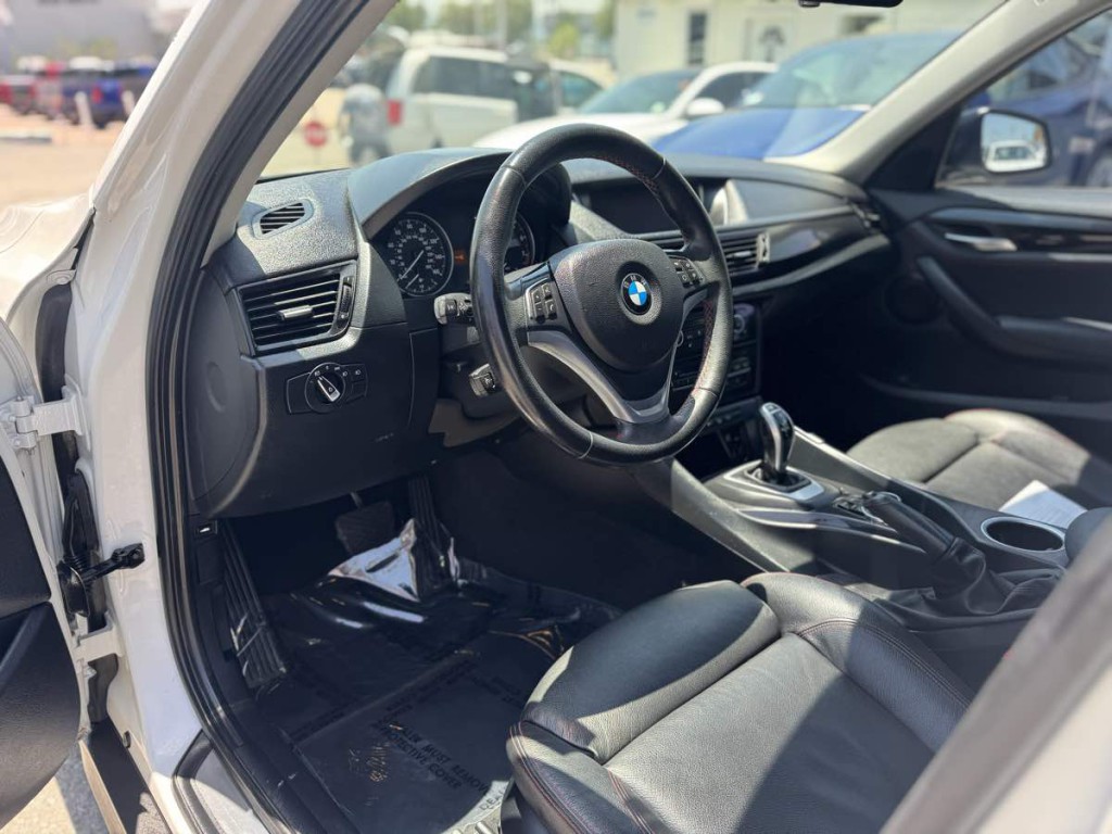 2013 BMW X1 Image 10