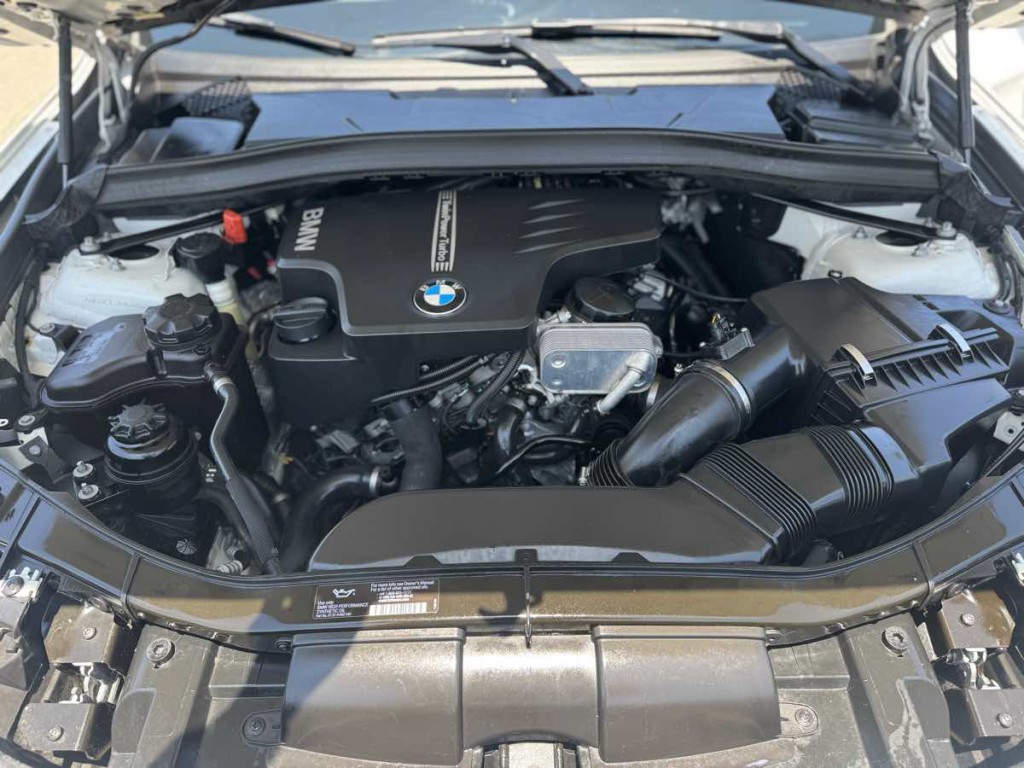 2013 BMW X1 Image 21