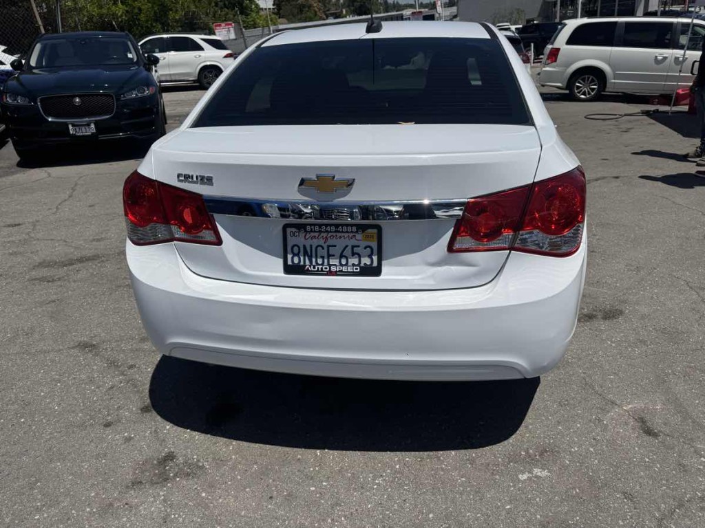 2016 Chevrolet Cruze Image 5